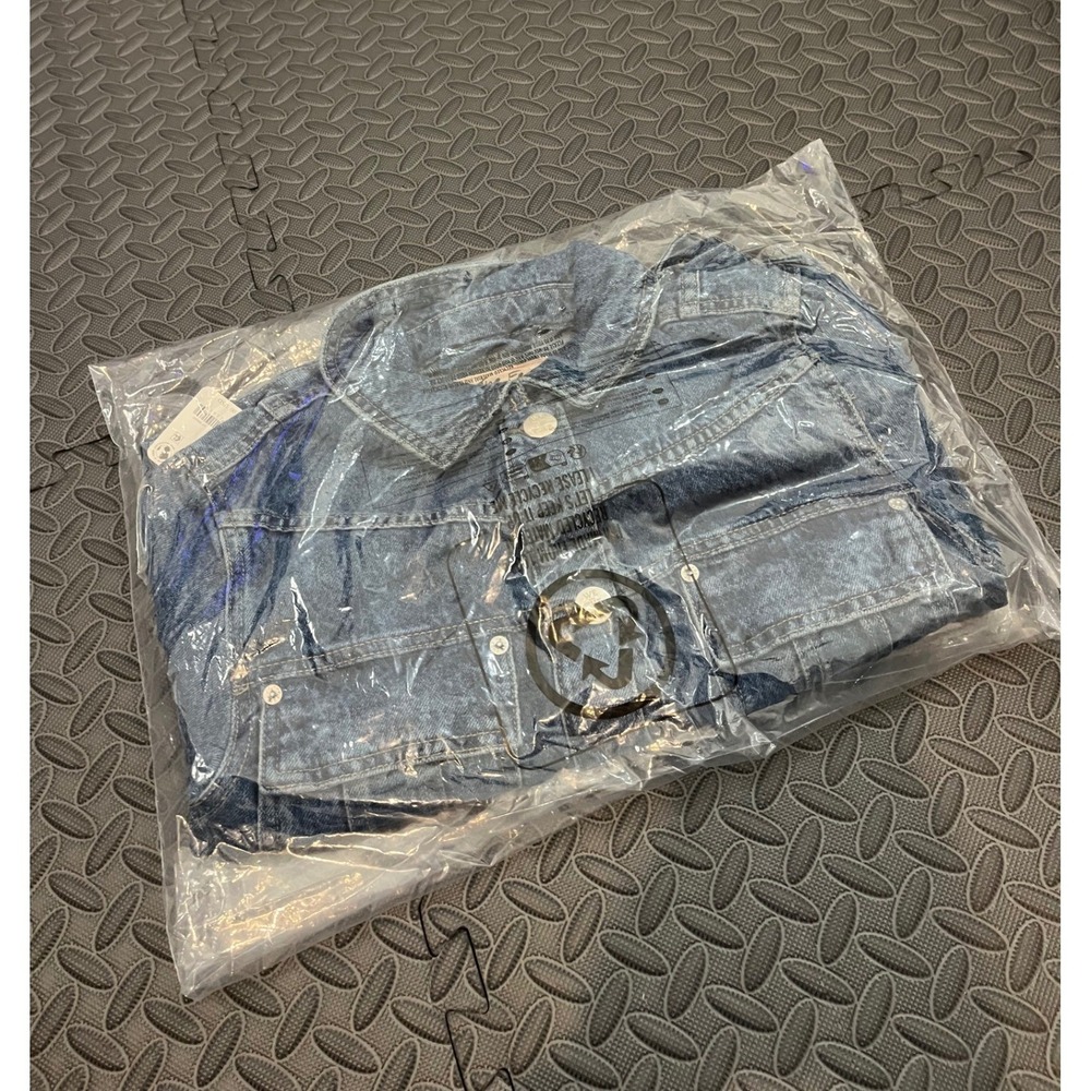 NWT Free People We The‎ Free Jade Denim Jacket Womens XS Distressed Trucker - Picture 5 of 5